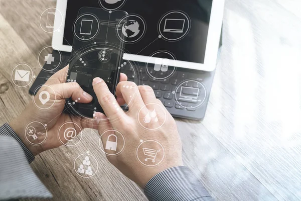 depositphotos_136317570-stock-photo-hand-using-mobile-payments-online.webp