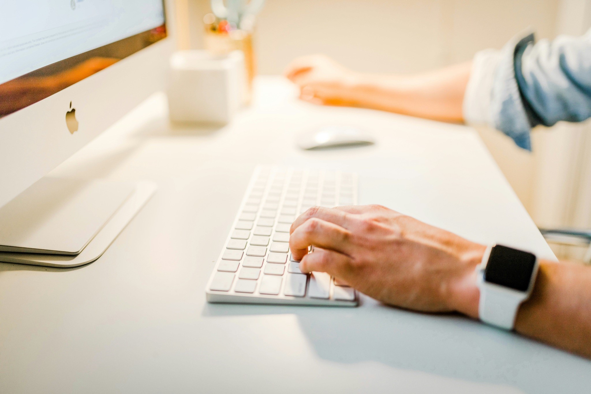 Leads engagement through attractive design